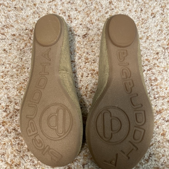Big Budda size 6.5 flats - Picture 2 of 2